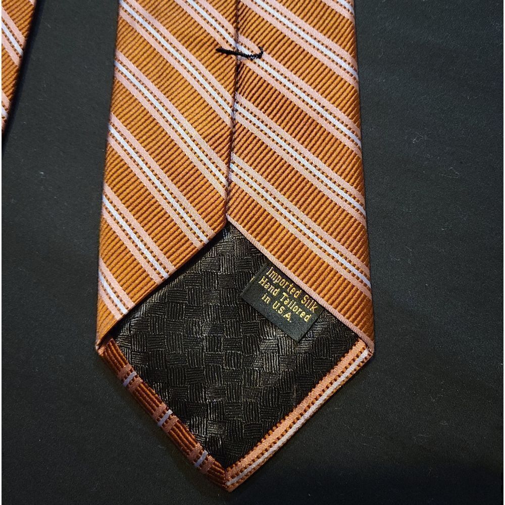 Hart Schaffner Marx tie - Picture 6 of 6